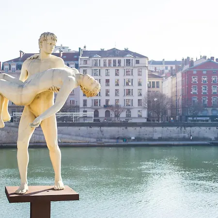 Du Parc Fleuri De Coeur Lyon8 Pkg Free 95m2 Lyon